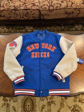 New York Knicks Ultra Game Brand Blue & Cream Varsity Jacket NWT Size Large